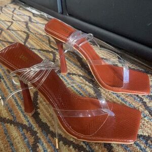 Women’s sexy stiletto sharply sandals (size 7)